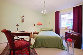 Private Rooms